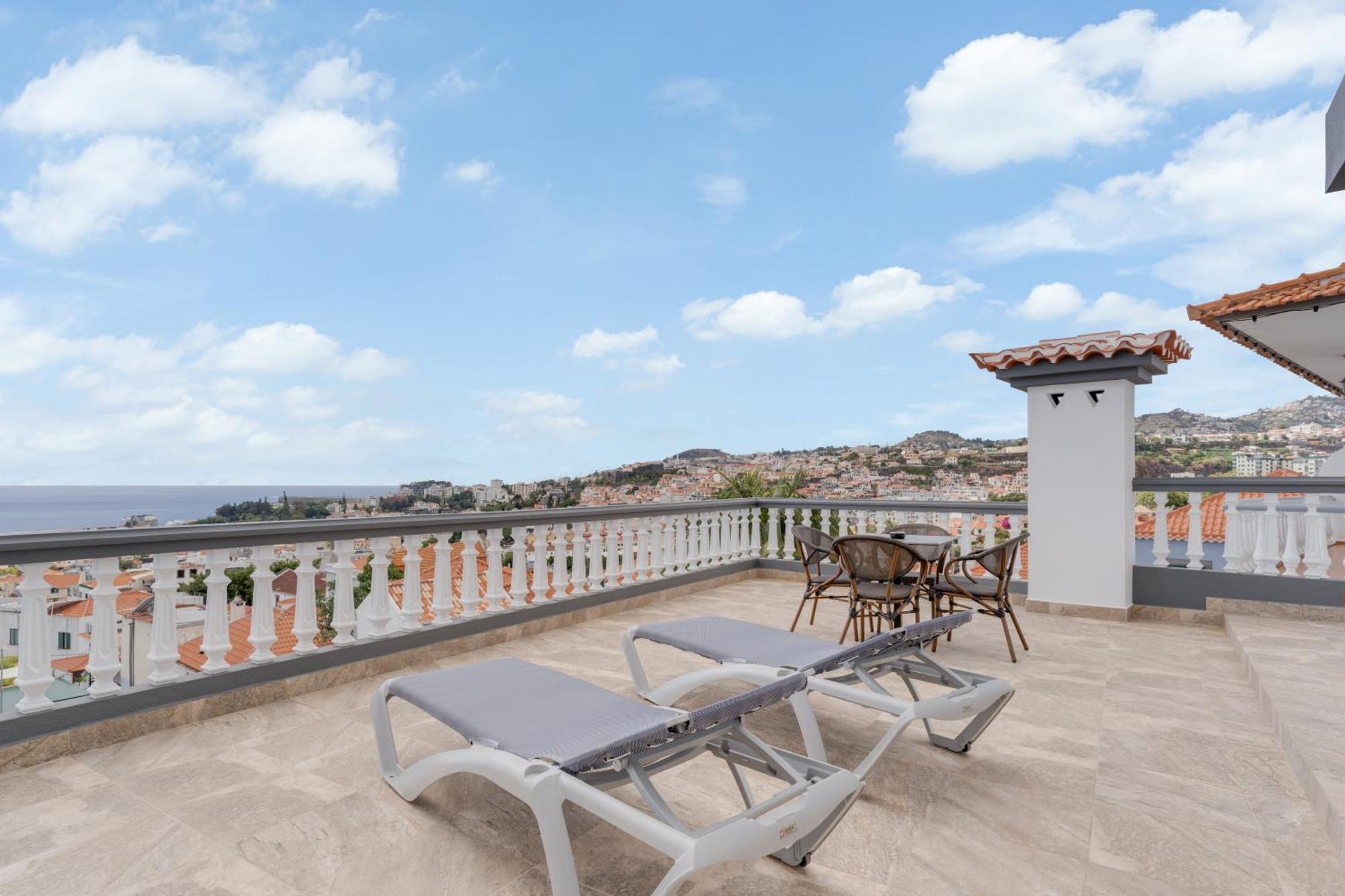Villa Winter Apt 3 ฟุงชาล ภายนอก รูปภาพ